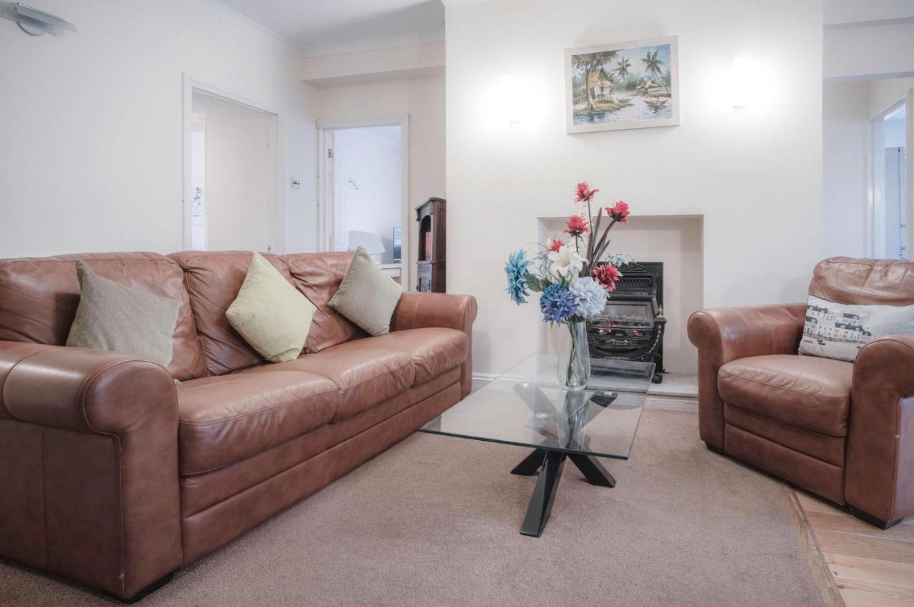 Sea Breeze 3 - 2 Bedroom - Horton Apartment