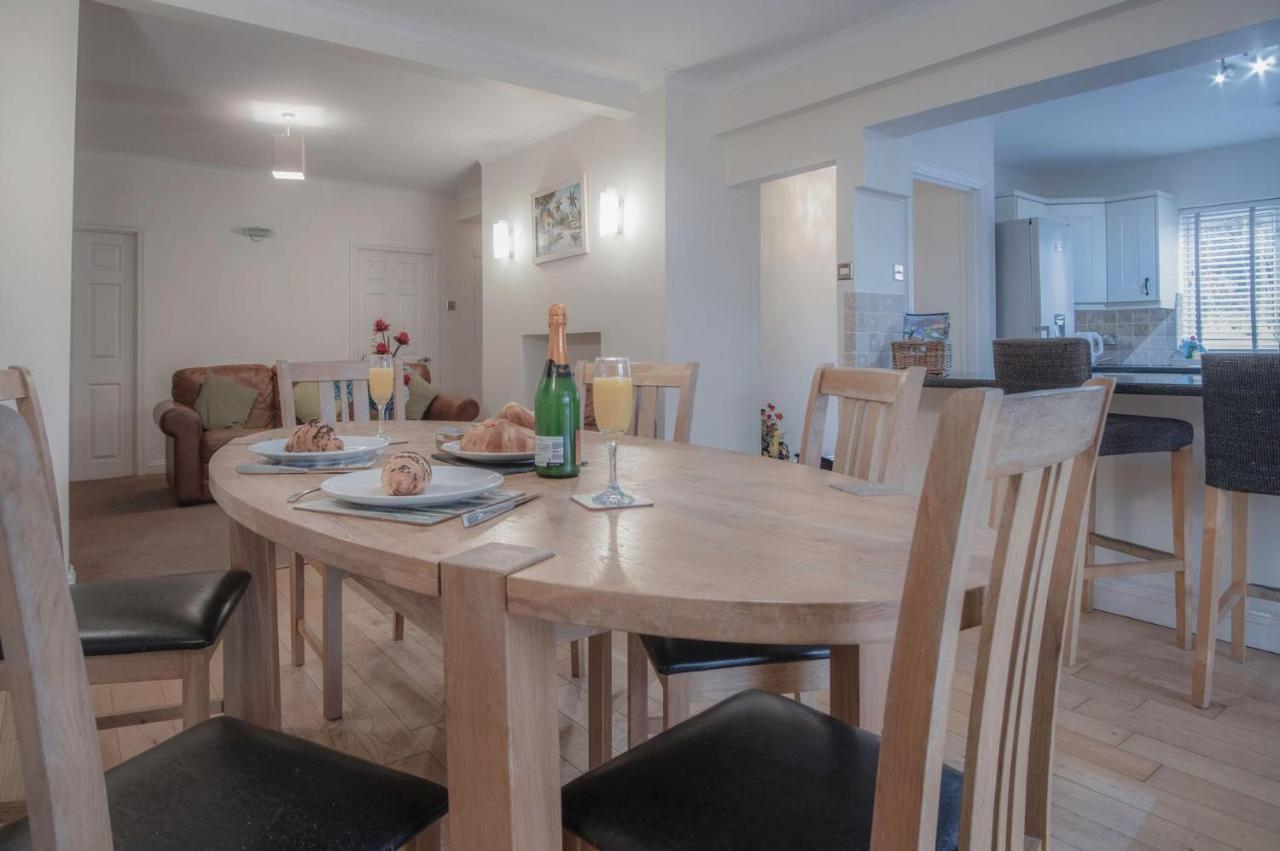 Sea Breeze 3 - 2 Bedroom - Horton Apartment